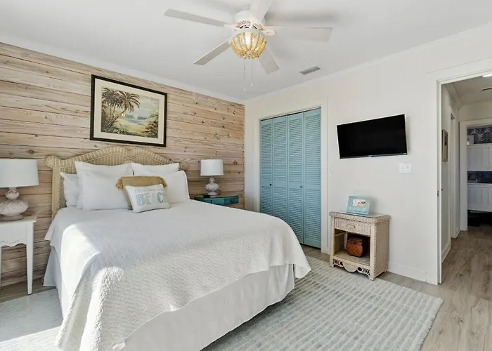 Barefoot House Gulf Shores